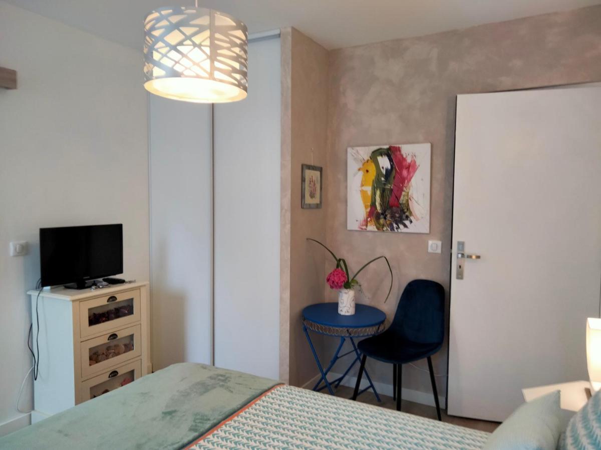 Les Chambres Hautes D'Anastasia Rodez Luaran gambar