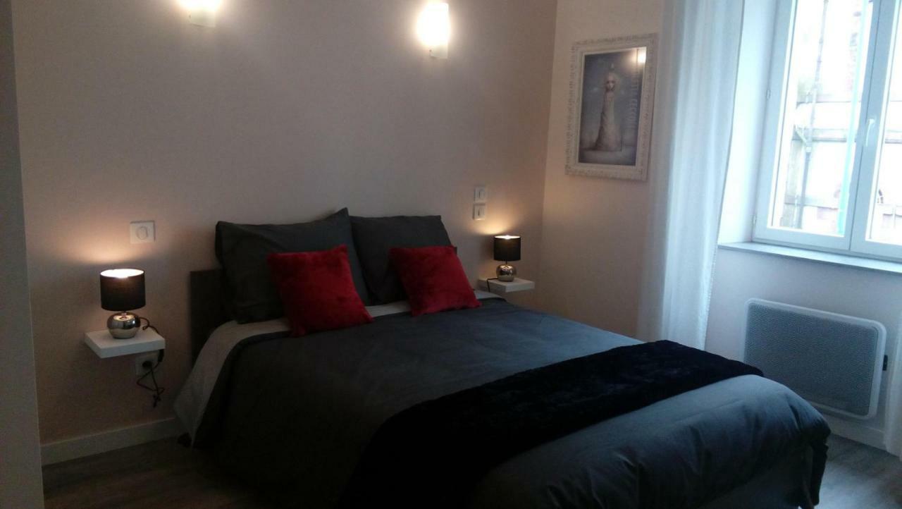 Les Chambres Hautes D'Anastasia Rodez Luaran gambar